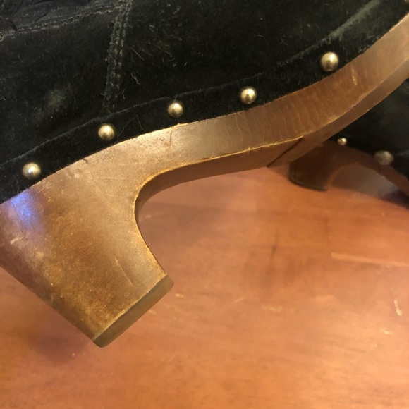 UGG Lynnea Boots Style 3361 Black Suede Leather heel Winter weaved over ankle 6 - Picture 8 of 11